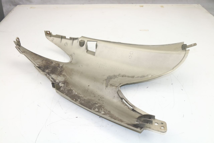 photo de CARENADO TRASERO IZQUIERDA MBK FLAME 125 (2000 - 2004)