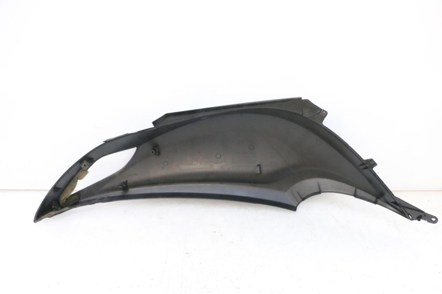 photo de CARENADO TRASERO IZQUIERDA MBK FLIPPER 115 (2013 - 2017) - Detalles de los puntos de fijación