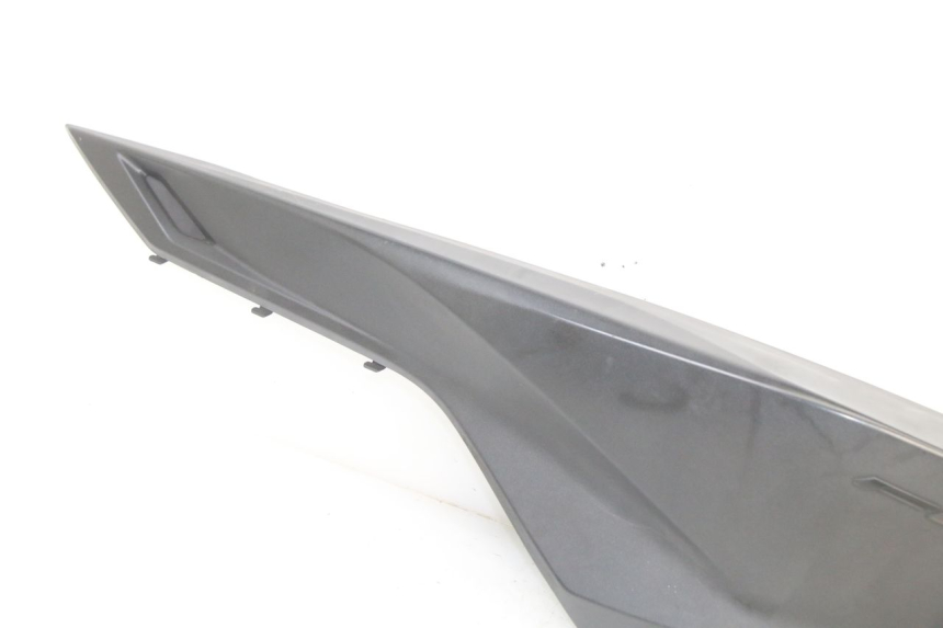 photo de CARENADO TRASERO IZQUIERDA HONDA FORZA 125 (2021 - 2025)