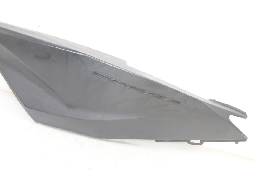 photo de CARENADO TRASERO IZQUIERDA HONDA FORZA 125 (2021 - 2025)