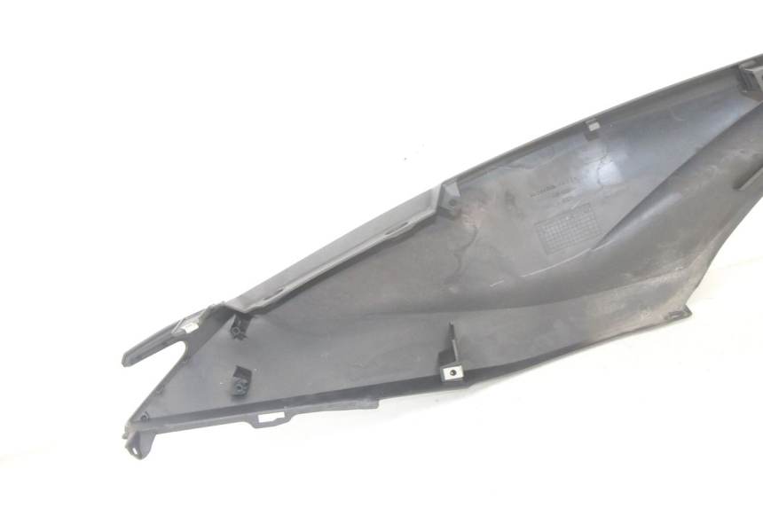 photo de CARENADO TRASERO IZQUIERDA HONDA FORZA 125 (2021 - 2025)