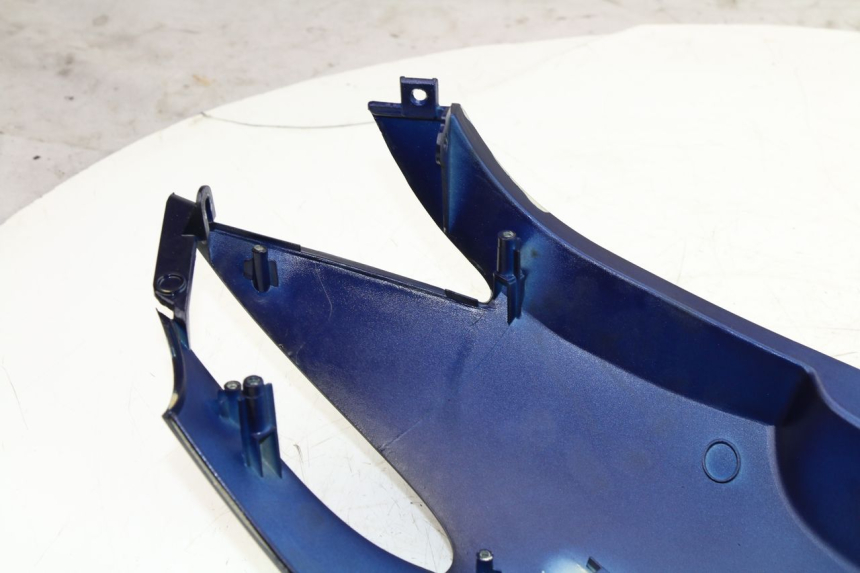 photo de CARENADO TRASERO IZQUIERDA KYMCO GRAND DINK 125 (2008 - 2014) - Otra perspectiva