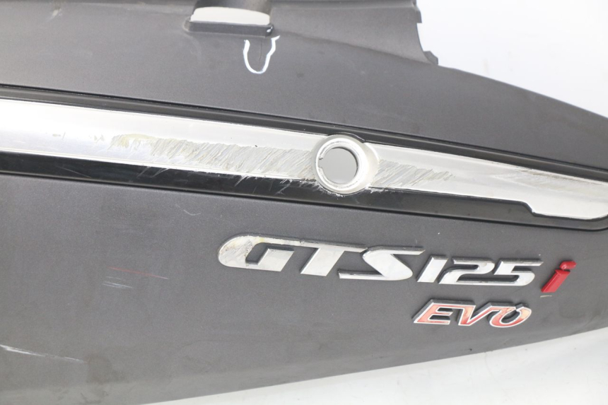 photo de CARENADO TRASERO IZQUIERDA SYM GTS EVO 125 (2009 - 2013)