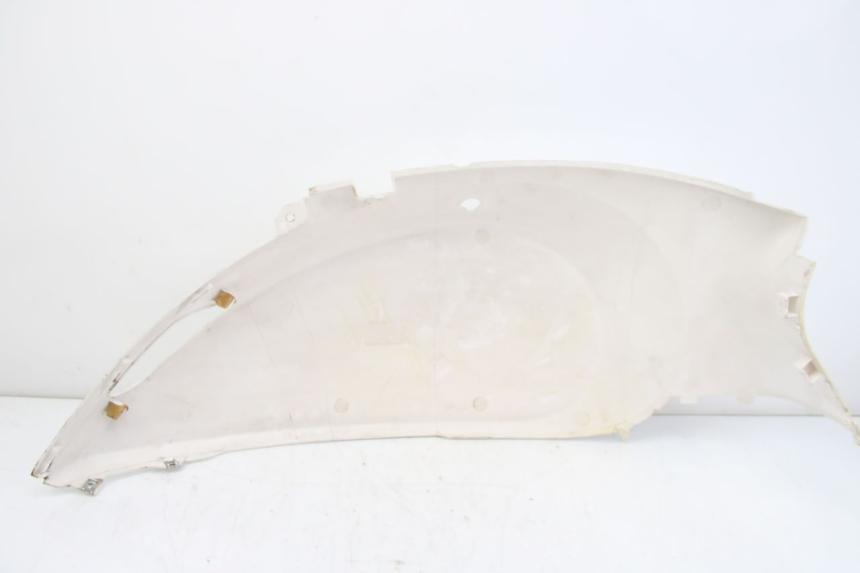 photo de FLANCO TRASERO IZQUIERDO JM MOTORS GT LINE 4T 50 (2021 - 2023)