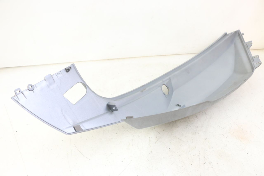 photo de CARENADO TRASERO IZQUIERDA SYM JOYMAX 125 (2010 - 2017)