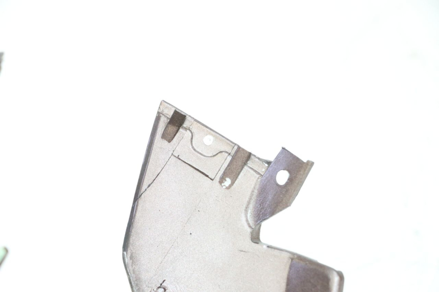 photo de FLANCO TRASERO IZQUIERDO PEUGEOT KISBEE 2T 50 (2010 - 2017) - Zoom estado de uso