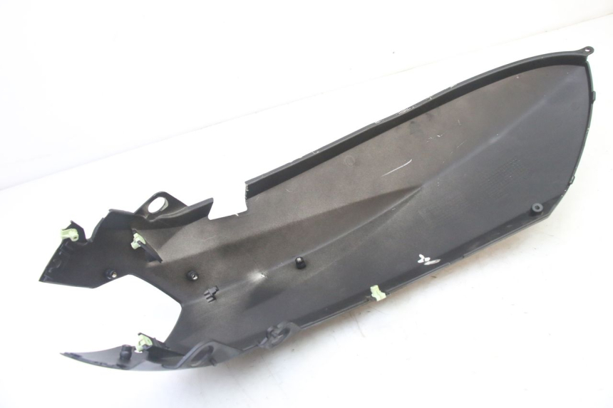 photo de FLANCO TRASERO IZQUIERDO PEUGEOT KISBEE 4T 50 (2018 - 2022)