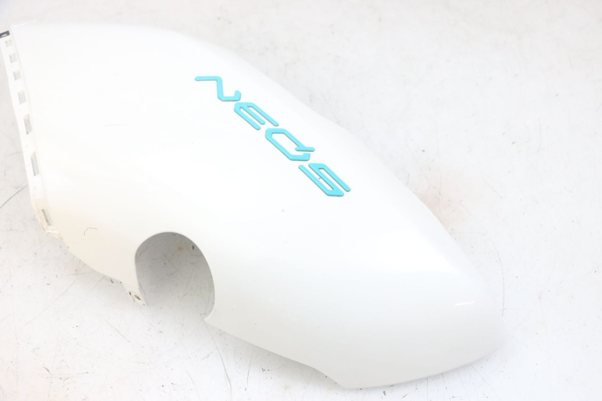 photo de CARENADO TRASERO IZQUIERDA YAMAHA NEO'S CORE 1 (2022 - 2026) - Recambio usado revisado