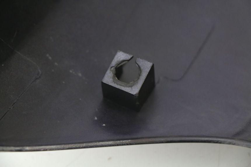 photo de FLANCO TRASERO IZQUIERDO MBK OVETTO 50 (1998 - 2007)