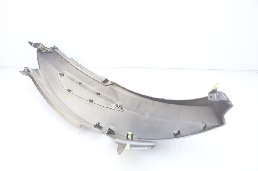 photo de FLANCO TRASERO IZQUIERDO PEUGEOT GEOPOLIS 400 (2007 - 2013)