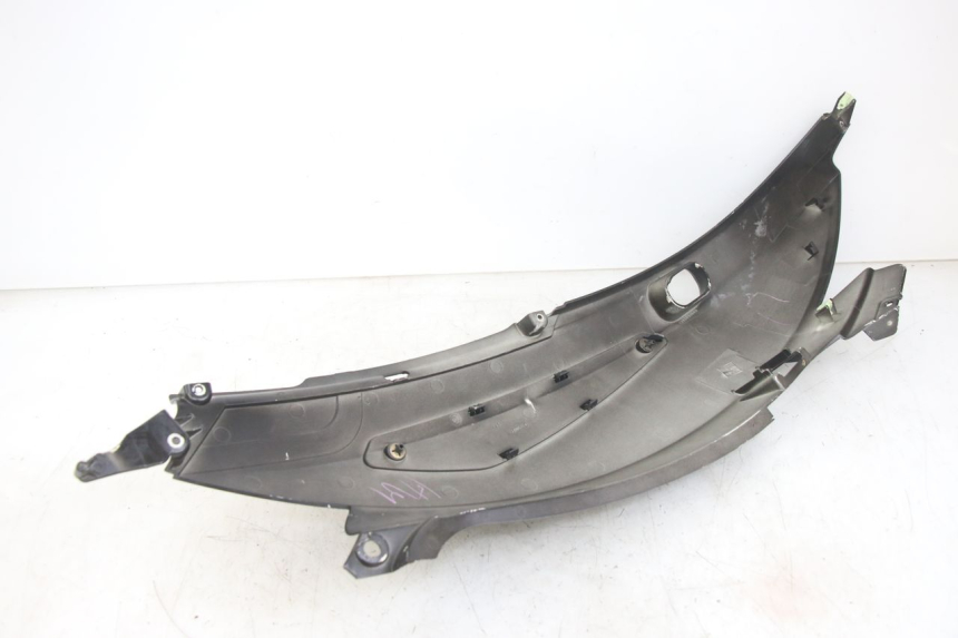 photo de CARENADO TRASERO IZQUIERDA PEUGEOT GEOPOLIS RS 125 (2007 - 2009)