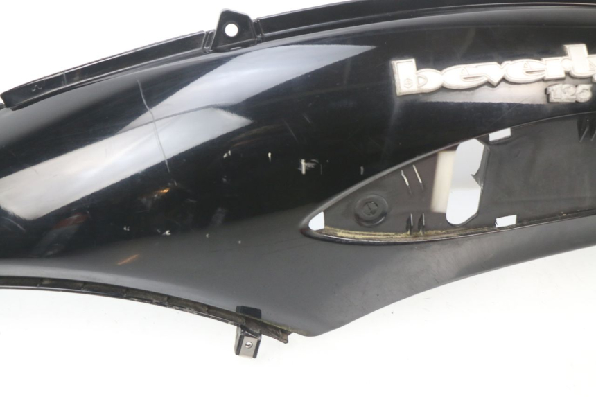 photo de CARENADO TRASERO IZQUIERDA PIAGGIO BEVERLY 125 (1998 - 2005)