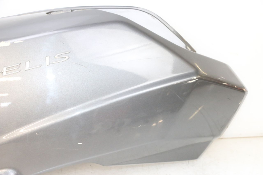 photo de CARENADO TRASERO IZQUIERDA PEUGEOT SATELIS 125 (2013 - 2018) - Inspección visual detallada