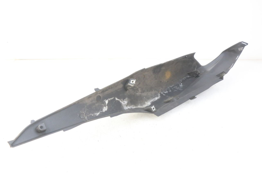 photo de FLANCO TRASERO IZQUIERDO SUZUKI SIXTEEN 125 (2008 - 2010)