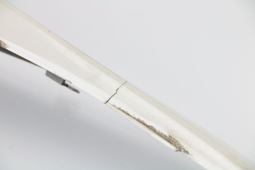 photo de FLANCO TRASERO IZQUIERDO SUZUKI SIXTEEN 125 (2008 - 2010)