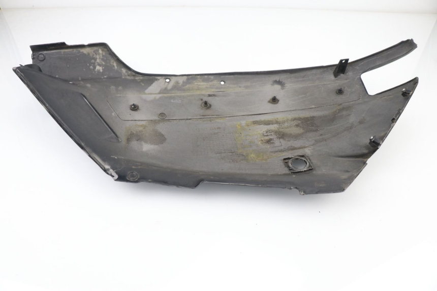 photo de CARENADO TRASERO IZQUIERDA PEUGEOT SV 80 (1993 - 1997)
