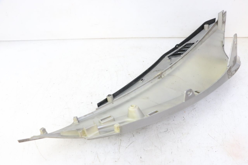 photo de FLANCO TRASERO IZQUIERDO APRILIA SXR 50 (2021 - 2023)