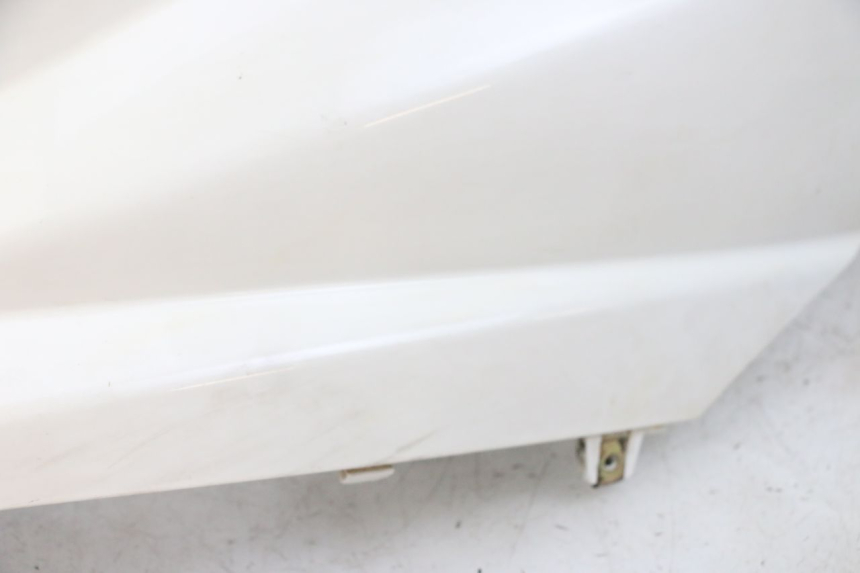 photo de CARENADO TRASERO IZQUIERDA PEUGEOT TWEET PRO EFI 4T 50 (2021 - 2022)