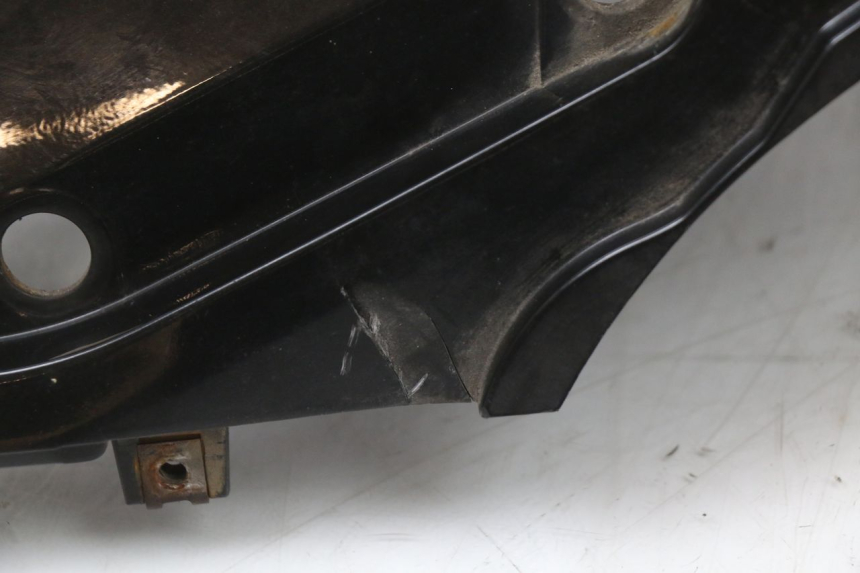 photo de CARENADO TRASERO IZQUIERDA SUZUKI UH BURGMAN 125 (2002 - 2006)