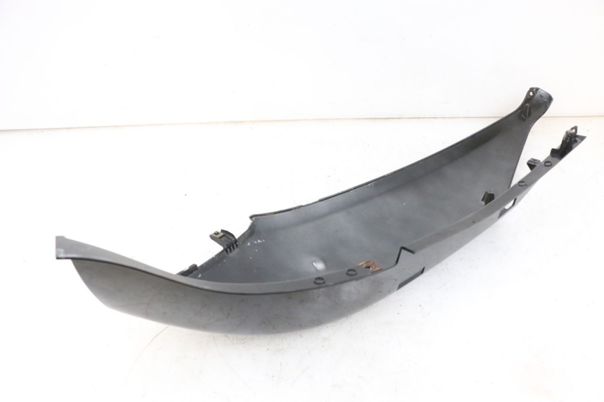 photo de FLANCO TRASERO IZQUIERDO YAMAHA XMAX X-MAX 125 (2006 - 2009) - Otra perspectiva