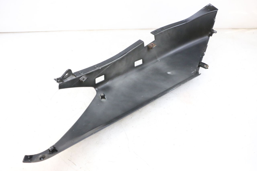 photo de FLANCO TRASERO IZQUIERDO YAMAHA XMAX X-MAX 125 (2006 - 2009) - Vista general del producto