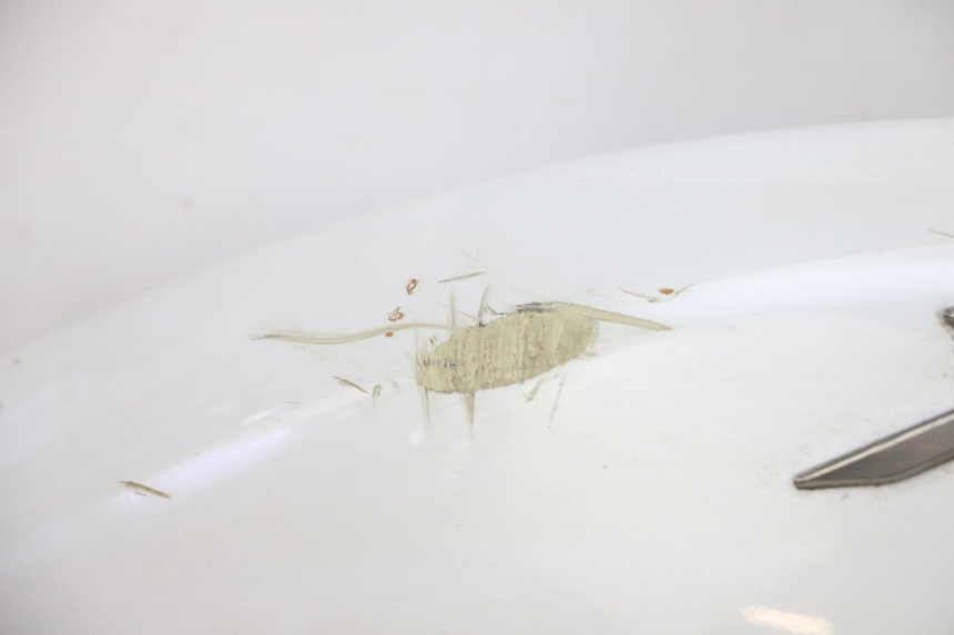 photo de FLANCO TRASERO IZQUIERDO YAMAHA X-MAX XMAX 125 (2010 - 2013) - Características distintivas