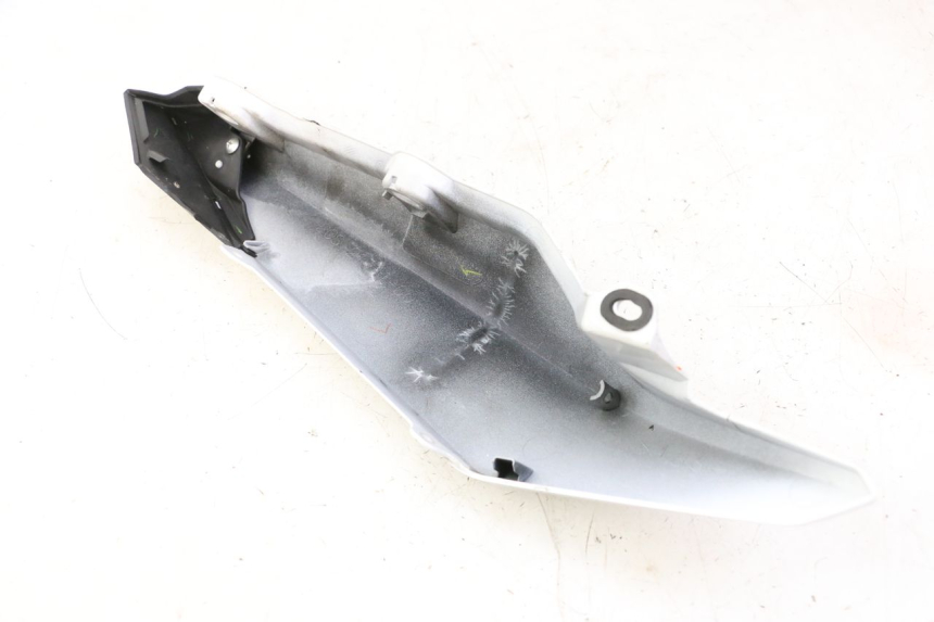 photo de CARENADO TRASERO IZQUIERDA YAMAHA XJ6 ABS 600 (2008 - 2016)