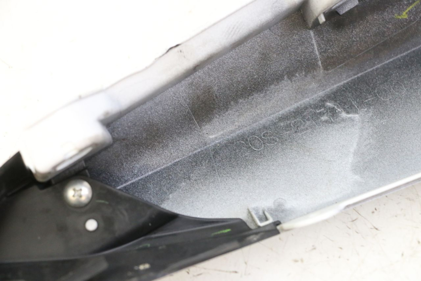 photo de CARENADO TRASERO IZQUIERDA YAMAHA XJ6 ABS 600 (2008 - 2016)