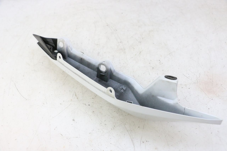photo de CARENADO TRASERO IZQUIERDA YAMAHA XJ6 ABS 600 (2008 - 2016)