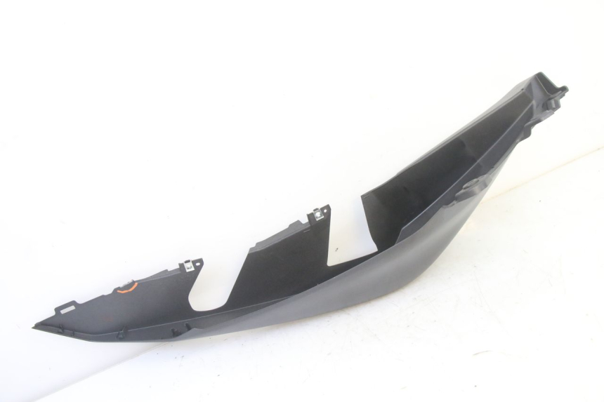 photo de CARENADO TRASERO IZQUIERDA YAMAHA XMAX X-MAX 125 (2021 - 2025)