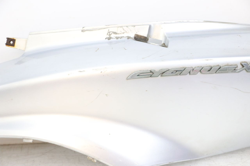 photo de FLANCO TRASERO IZQUIERDO YAMAHA CYGNUS X 125 (2004 - 2007)