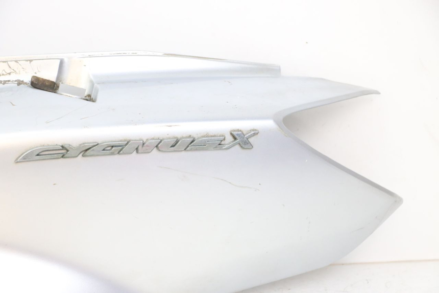 photo de FLANCO TRASERO IZQUIERDO YAMAHA CYGNUS X 125 (2004 - 2007)
