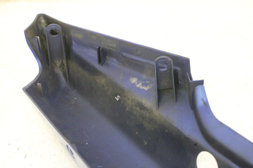 photo de CARENADO TRASERO IZQUIERDA YAMAHA FZS FAZER 600 (2001 - 2003)
