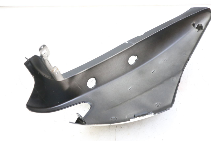 photo de CARENADO TRASERO IZQUIERDA YAMAHA NEO'S NEOS 2T EASY 50 (2013 - 2016)