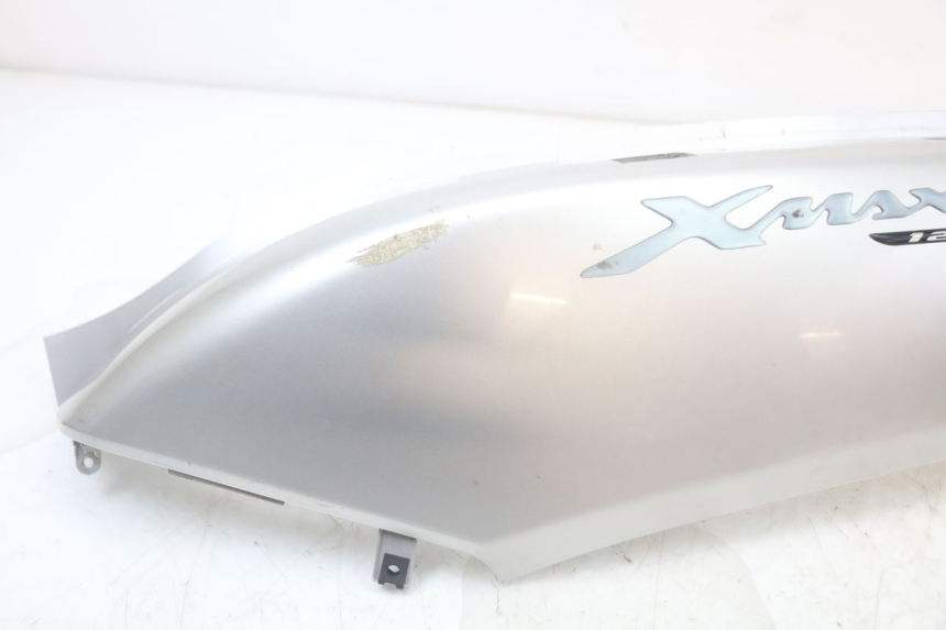 photo de FLANCO TRASERO IZQUIERDO YAMAHA XMAX X-MAX 125 (2006 - 2009)