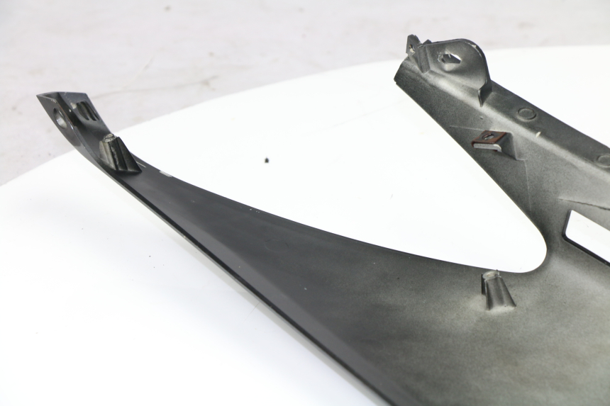 photo de FLANCO TRASERO IZQUIERDO YAMAHA XMAX X-MAX 125 (2006 - 2009)