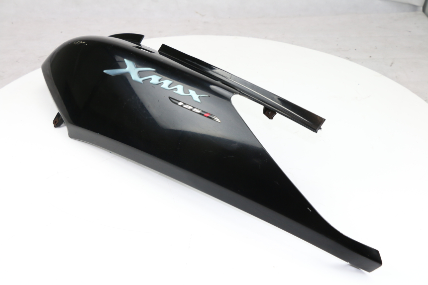 photo de FLANCO TRASERO IZQUIERDO YAMAHA XMAX X-MAX 125 (2006 - 2009)
