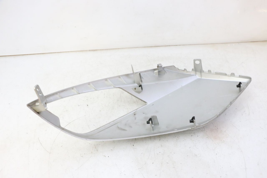 photo de FLANCO LATERAL DELANTERO DERECHO PEUGEOT CITYSTAR 50 (2013 - 2017)