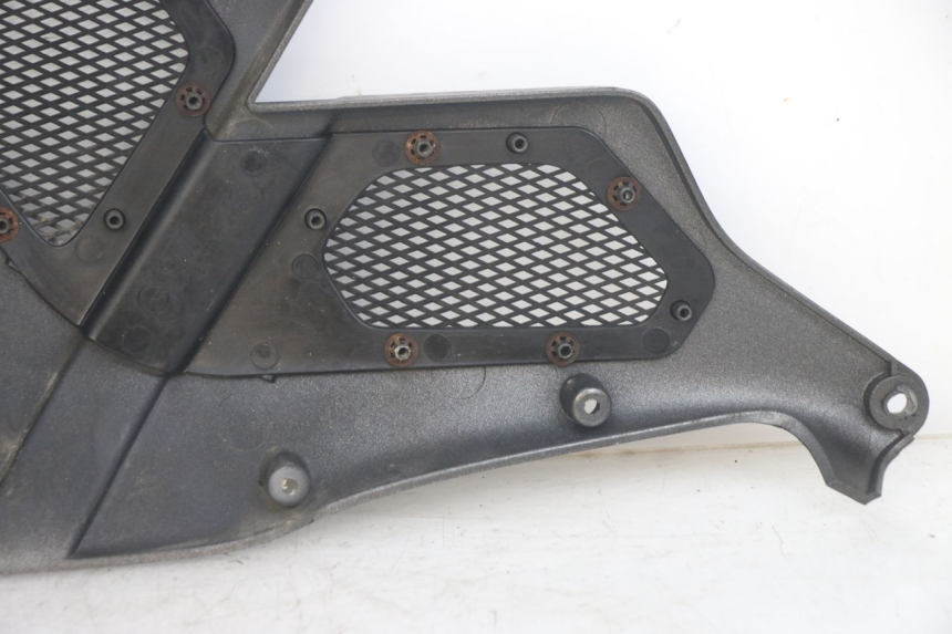 photo de FLANCO LATERAL DELANTERO DERECHO GILERA DNA 50 (2000 - 2007)