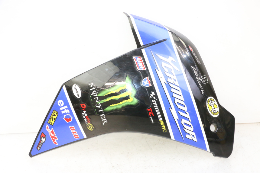 photo de CARENADO DELANTERO DERECHO STAHO FH 50 (2018 - 2019)