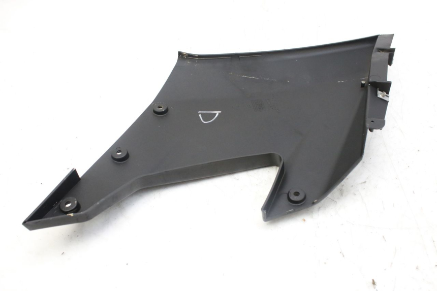photo de FLANCO LATERAL DELANTERO DERECHO DERBI GPR 50 (2004 - 2009)