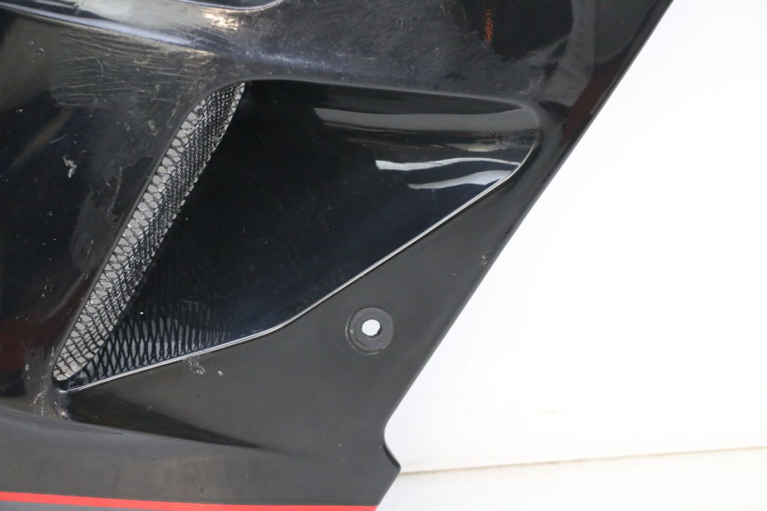 photo de CARENADO DELANTERO DERECHO KAWASAKI GPZ RX 1000 (1986 - 1988) - Zoom sobre los componentes