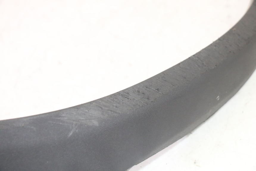 photo de CARENADO DELANTERO DERECHO PIAGGIO MP3 HPE 350 (2018 - 2020) - Detalle de la pieza