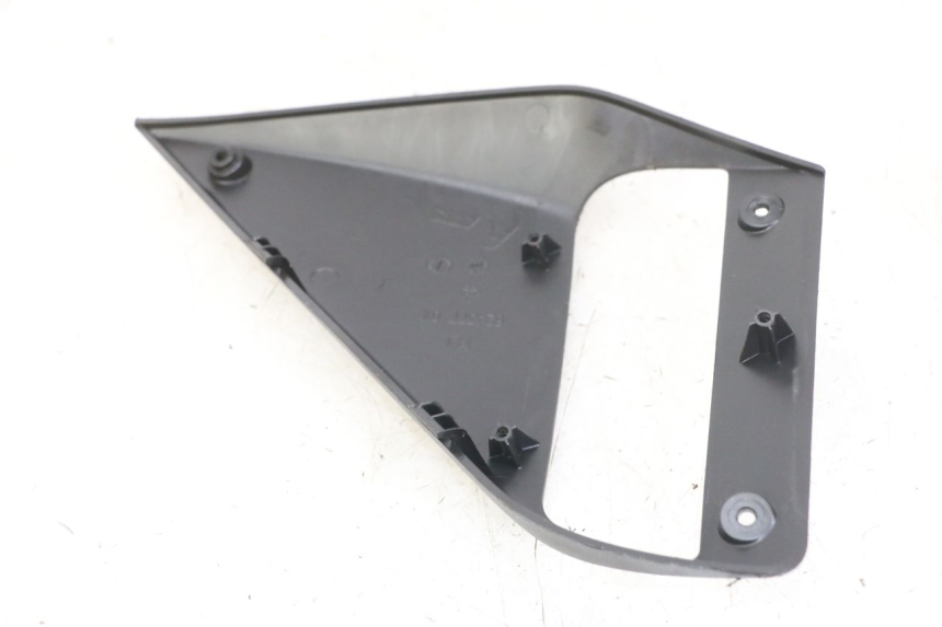 photo de CARENADO DELANTERO DERECHO GILERA NEXUS 125 (2009 - 2013)