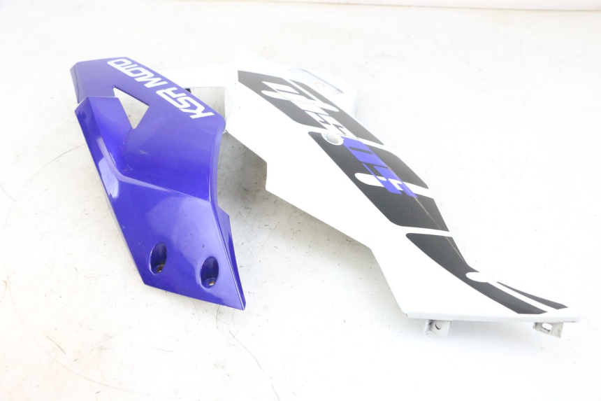 photo de CARENADO DELANTERO DERECHO KSR TR SM 50 (2015 - 2018) - Detalles de los puntos de fijación