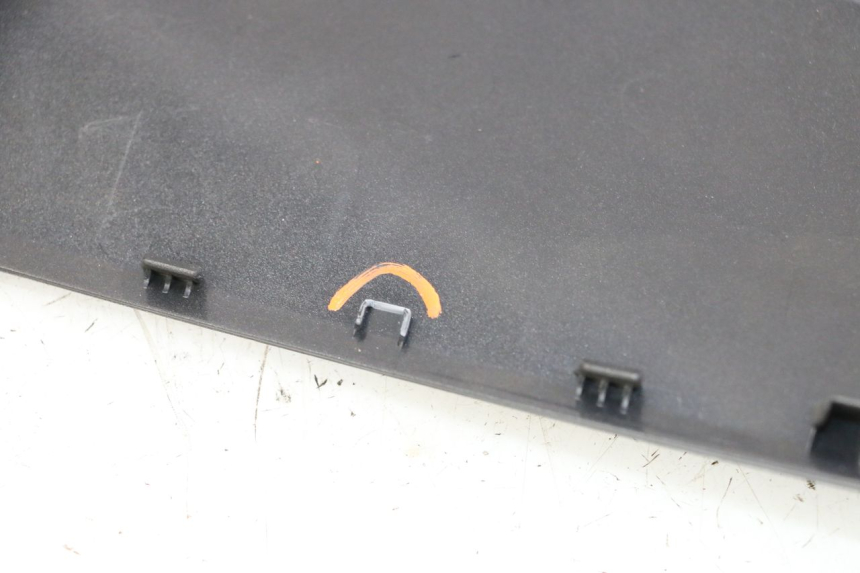 photo de CARENADO DELANTERO DERECHO YAMAHA XMAX X-MAX 125 (2021 - 2025)