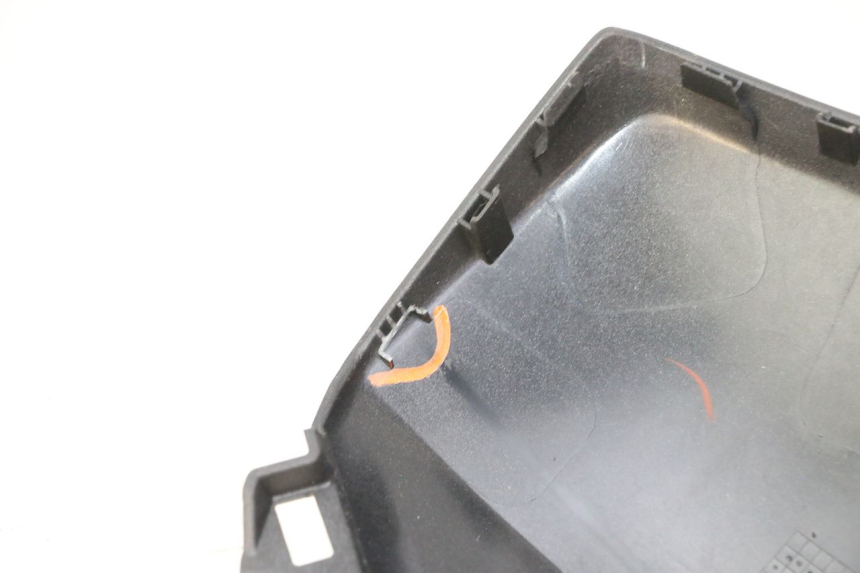 photo de CARENADO DELANTERO DERECHO YAMAHA XMAX X-MAX 125 (2021 - 2025)