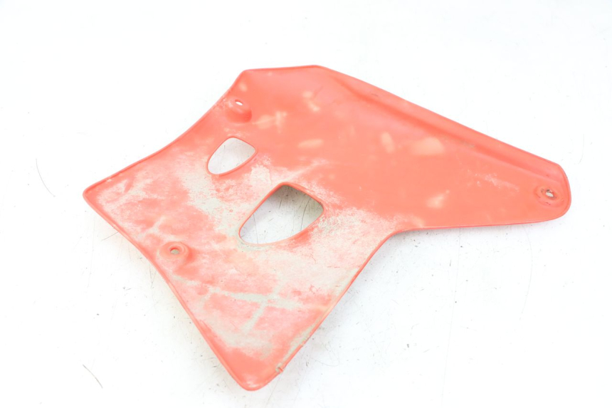 photo de FLANCO LATERAL DELANTERO DERECHO PEUGEOT XP6 50 (1997 - 2003)