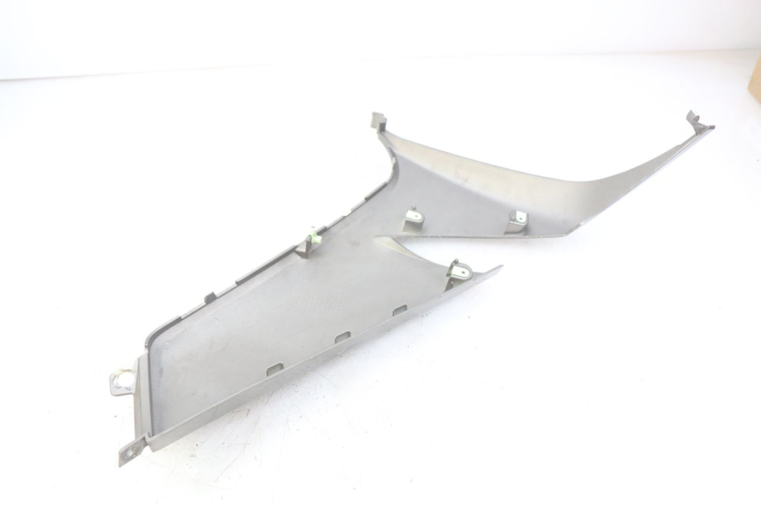 photo de FLANCO LATERAL DELANTERO IZQUIERDO PEUGEOT CITYSTAR 125 (2011 - 2017)