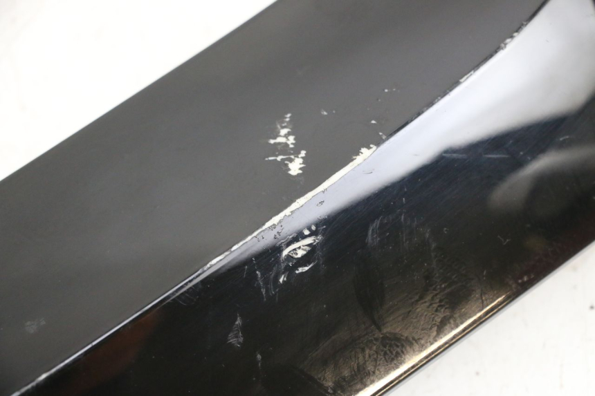 photo de CARENADO DELANTERO IZQUIERDO SEGWAY NINEBOT E125S 1 (2022 - 2026) - Estado de la superficie y material